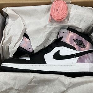 Nike Black and Pink Sneakers